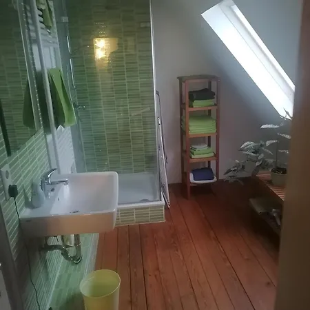 Freilandhof مزرعة للإقامة Ötisheim