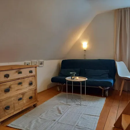ファームステイ Freilandhof Ötisheim